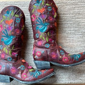 Old Gringo | Embroidered Cowboy Boots | No Box | Size 8 B